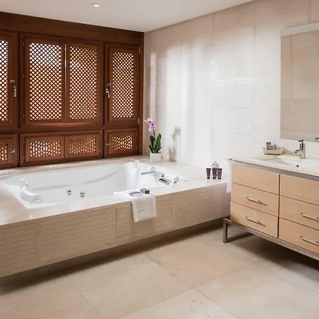 リゾート The Ritz-carlton Tenerife, Abama 5*